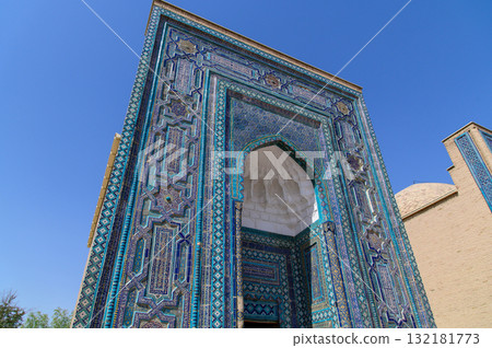 烏茲別克撒馬爾罕的沙伊辛達陵墓美麗的藍色風景 132181773