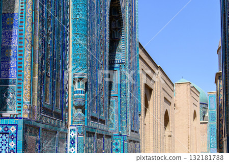 The beautiful blue scenery of the Shah-i-Zinda mausoleums in Samarkand, Uzbekistan 132181788