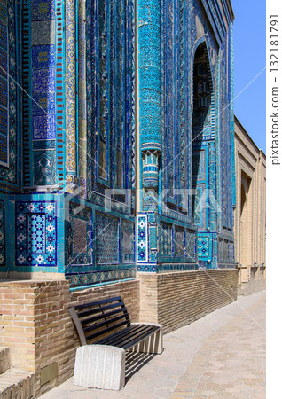 烏茲別克撒馬爾罕的沙伊辛達陵墓美麗的藍色風景 132181791