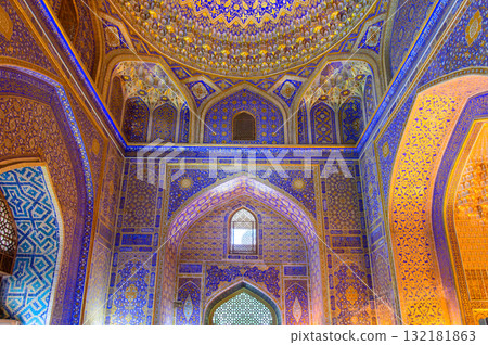 Beautiful interior of Tilla-Kari Madrasah in Registan Square, Samarkand, Uzbekistan 132181863