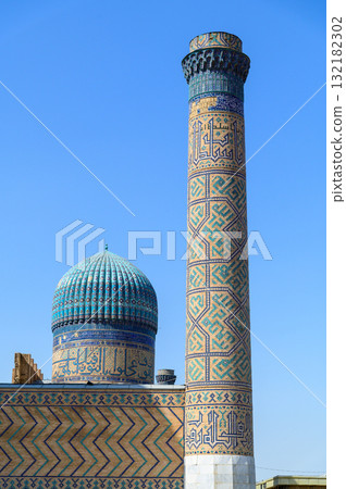 烏茲別克撒馬爾罕的 Hib-i-Khanym 清真寺的美麗景色 132182302