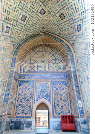 Beautiful view of Registan Square in Samarkand, Uzbekistan 132182490