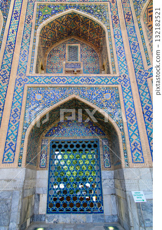 Beautiful view of Registan Square in Samarkand, Uzbekistan Beautiful view of Registan Square in Samarkand, Uzbekistan 132182521