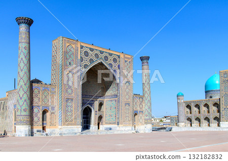 Beautiful view of Registan Square in Samarkand, Uzbekistan 132182832