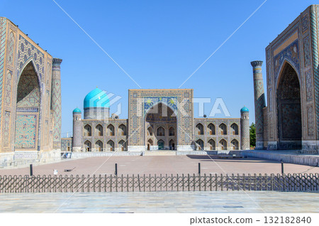Beautiful view of Registan Square in Samarkand, Uzbekistan 132182840