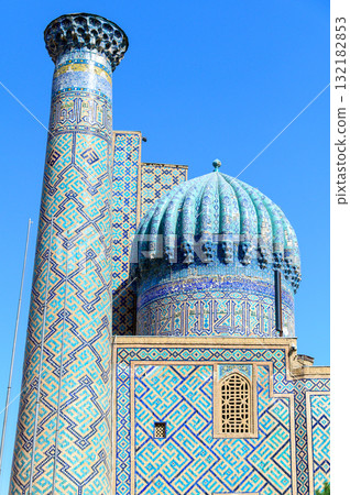烏茲別克撒馬爾罕雷吉斯坦廣場的美景 132182853