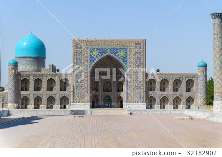 Beautiful view of Registan Square in Samarkand, Uzbekistan Beautiful view of Registan Square in Samarkand, Uzbekistan 132182902