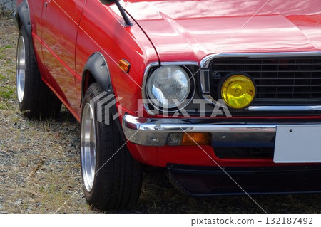 Automotive image: Toyota Corolla Levin (2nd generation) front mask 132187492