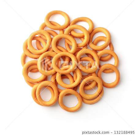 Top view of mini crispbread rings Top view of mini crispbread rings 132188495