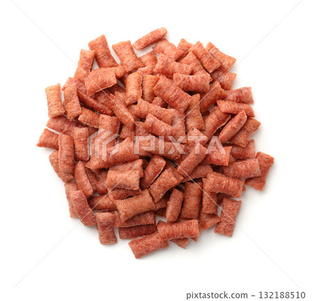 Top view of crunchy pet dried food Top view of crunchy pet dried food 132188510