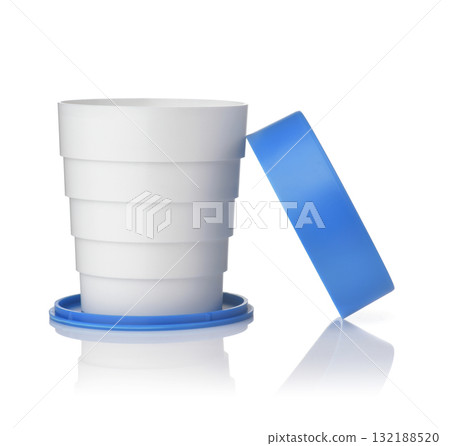 Front view of collapsible reusable plastic cup Front view of collapsible reusable plastic cup 132188520