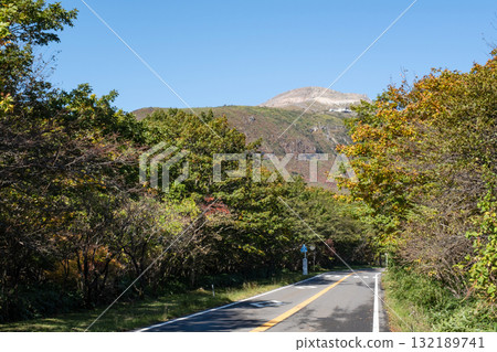 Scenery of Mt. Nasu in autumn colors Scenery of Mt. Nasu in autumn colors 132189741