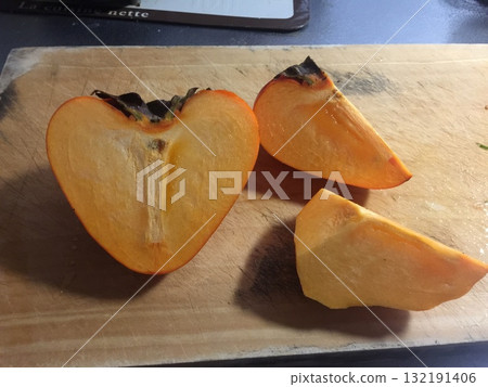 Heart-shaped persimmon Heart-shaped persimmon 132191406