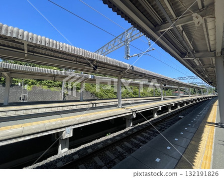 Kashikojima Station, the terminus of the Kintetsu Shima Line Kashikojima Station, the terminus of the Kintetsu Shima Line 132191826