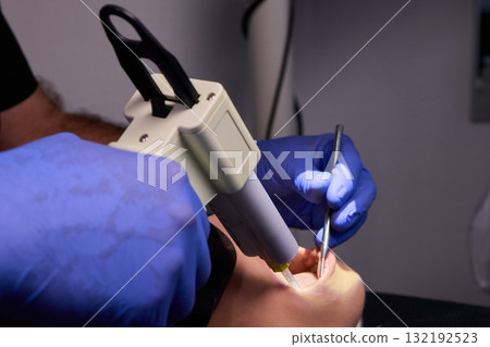 The Utilization of Advanced Dental Tools During a Procedure for Superior Patient Care 132192523