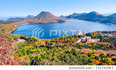 Mount Haruna (Autumn): View from Mount Kabuki and Suzuriiwa 132192663