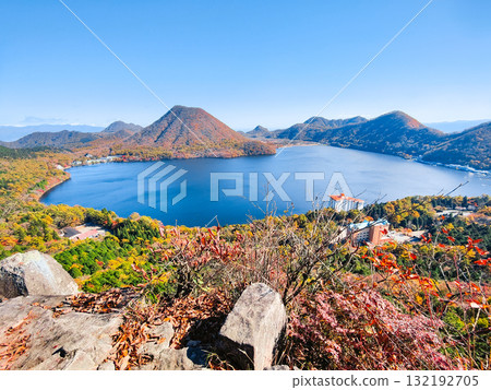 榛名山（秋季）：從歌舞伎山和鈴岩眺望的景色 132192705