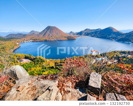 榛名山（秋季）：從歌舞伎山和鈴岩眺望的景色 132192730