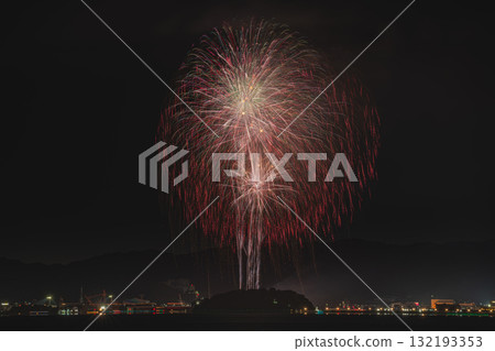 Gamagori Festival, Summer Fireworks Display, and Mikawa Bay as seen from Toyohashi City (Aichi Prefecture) 132193353