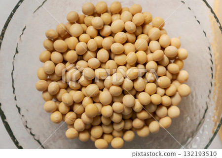 碗裡的大豆 碗裡的大豆 132193510