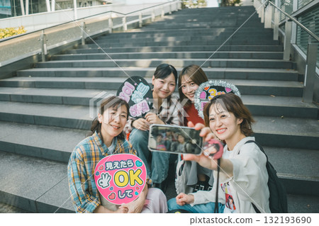 夥伴 女生 女孩 132193690