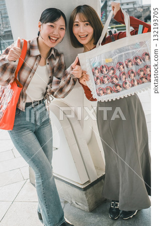 扇子 女生 女孩 132193705