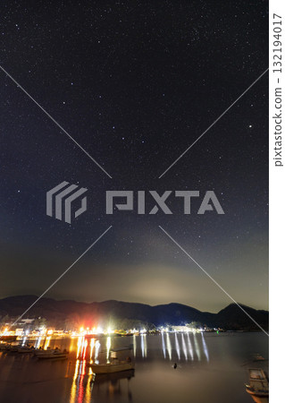 Winter starry scenery of Setouchi: The Big Dipper in the harbor sky Winter starry scenery of Setouchi: The Big Dipper in the harbor sky 132194017