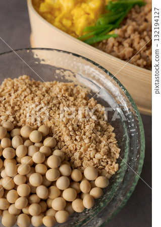 用大豆肉製成的肉末便當 132194127