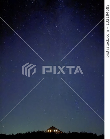 Naeba Mountain Hut and the starry sky, night view of the Milky Way Naeba Mountain Hut and the starry sky, night view of the Milky Way 132194685