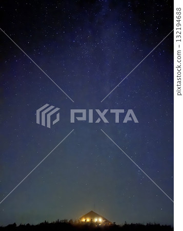 Naeba Mountain Hut and the starry sky, night view of the Milky Way Naeba Mountain Hut and the starry sky, night view of the Milky Way 132194688