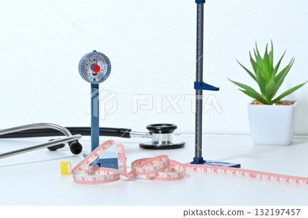 Health checkups, regular health checkups, comprehensive medical examinations, and physical examinations Health checkups, regular health checkups, comprehensive medical examinations, and physical examinations 132197457