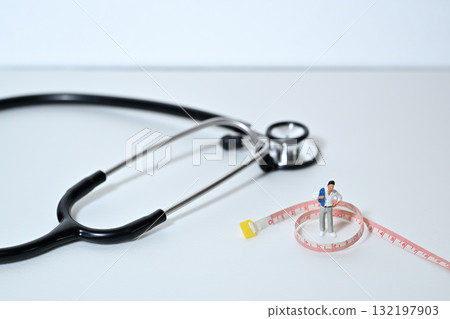 Health check-ups, regular check-ups, medical checkups, health management 132197903