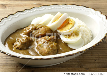 Chicken curry with boiled egg 132201460