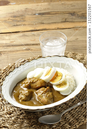 雞肉咖哩煮蛋 132201567