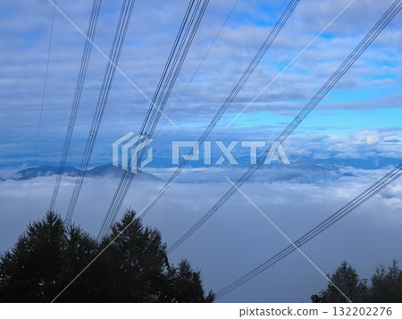 Power lines stretching into the sky (20251015082739) 132202276