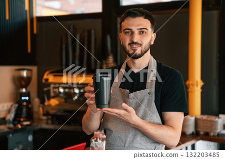 Man is serving delicious street food 132203485