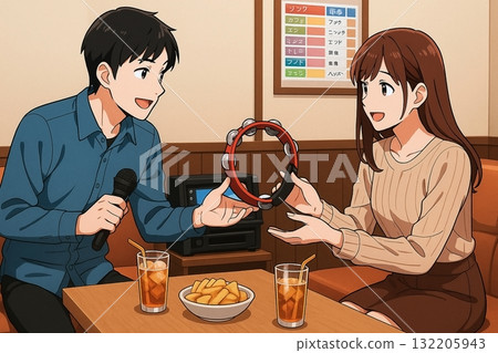 卡拉 OK 場景：一男一女傳遞鈴鼓 132205943