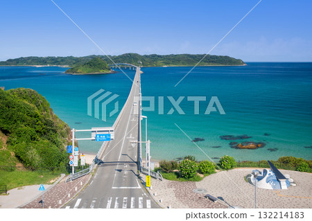Kakushima Ohashi and the Blue Sea Kakushima Ohashi and the Blue Sea 132214183