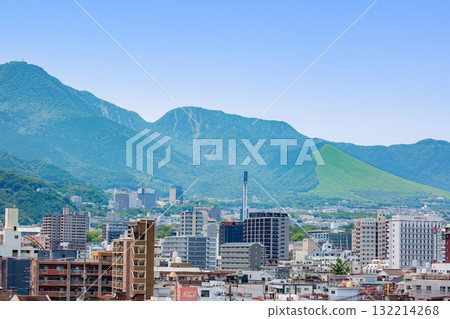 Beppu city and the mountain ranges of Mount Tsurumi and Mount Ogi Beppu city and the mountain ranges of Mount Tsurumi and Mount Ogi 132214268
