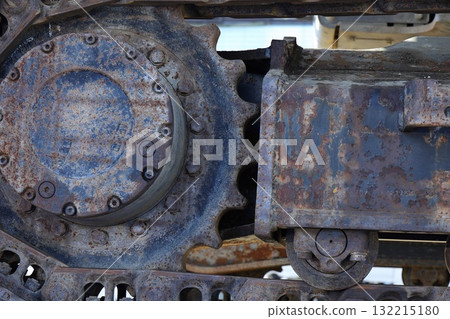 Close-up of caterpillar - Iron block Close-up of caterpillar - Iron block 132215180