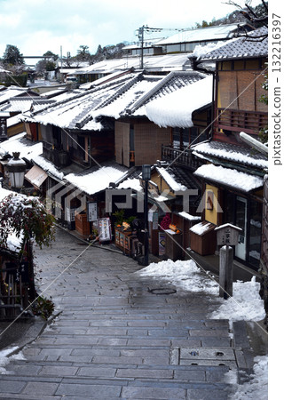 京都二年坂的冬天 京都二年坂的冬天 132216397