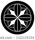 這是家族徽章。它是一個圓圈，上面有十二片竹葉。 132219154