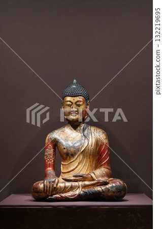 上海博物館東館雕塑展品-鎏金銅造佛像 上海博物館東館雕塑展品-鎏金銅造佛像 132219695