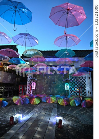 五泉八幡宮 - 夜晚的傘空（新潟縣） 132221000