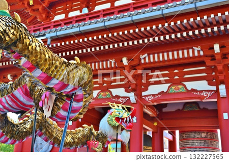 東京淺草寺金龍舞 132227565