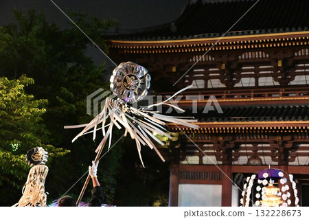 Lantern parade ceremony at Ikegami Honmonji Temple, Tokyo 132228673