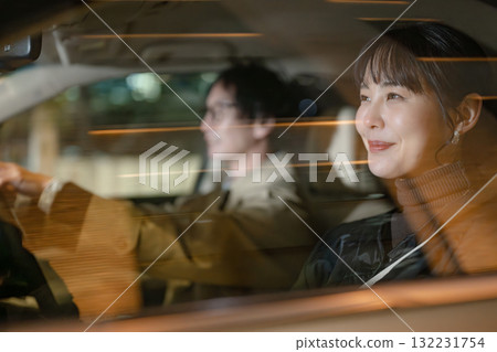 Driving men and women 132231754