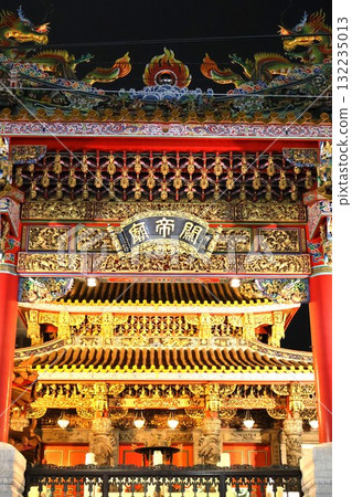 夜間的橫濱關帝廟（神奈川縣橫濱市中區山下町） 132235013