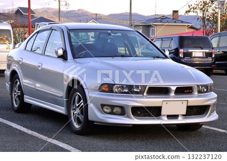 汽車圖片絕版三菱汽車三菱Galant VR4 132237120