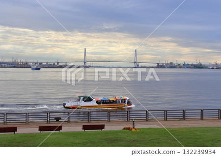 從名古屋港Portan廣場眺望潮見碼頭和明光Triton 132239934